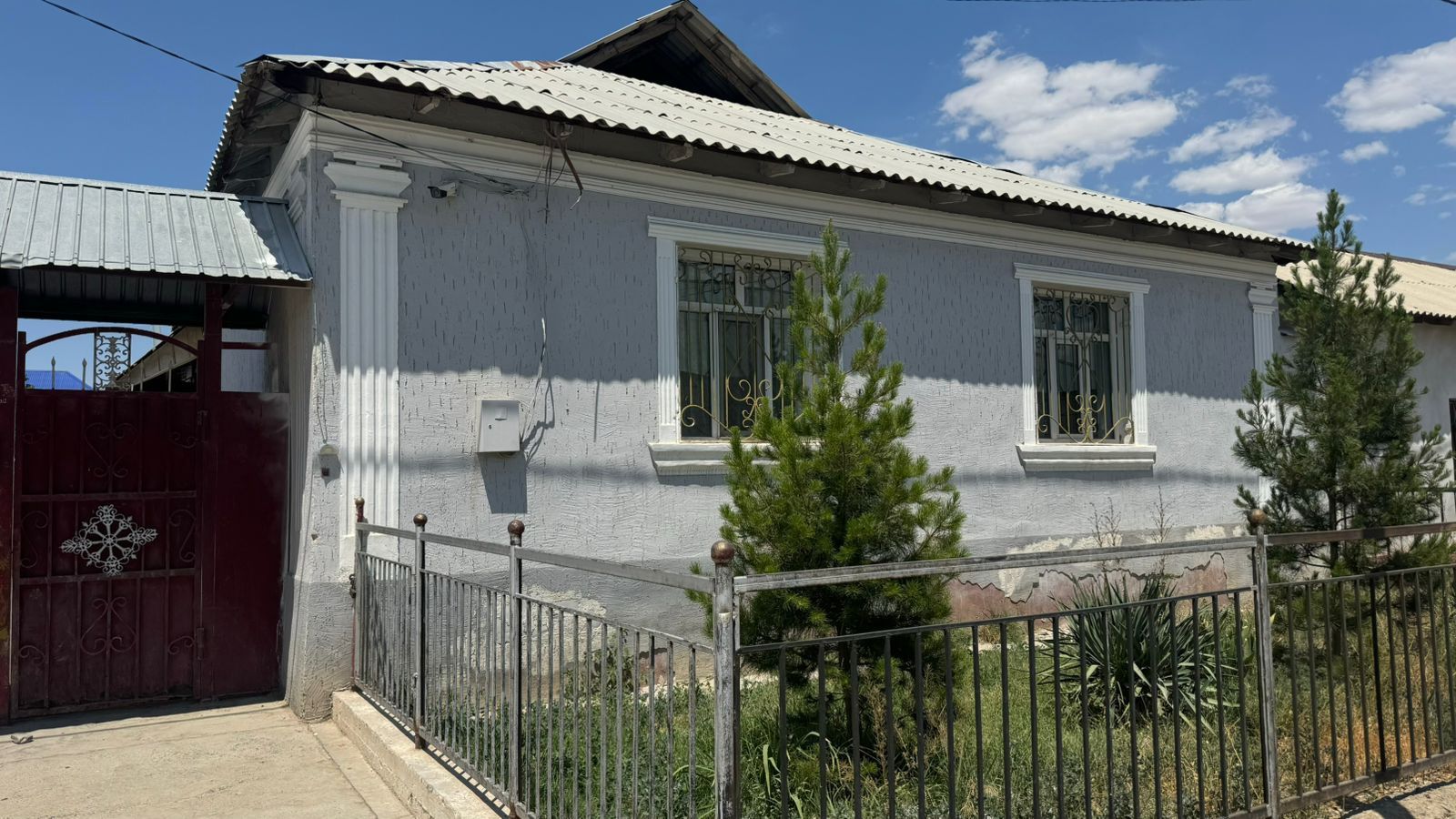 Ұй сатылады жиһазымен