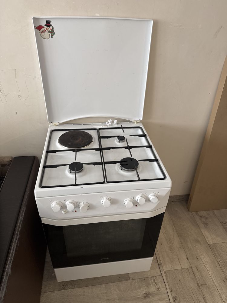 Продам комбинированную газовую плиту Gorenje