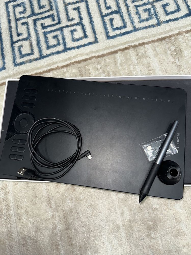 Графический планшет HUION HS610