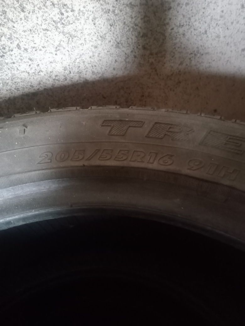 Продам зимнюю резину 16