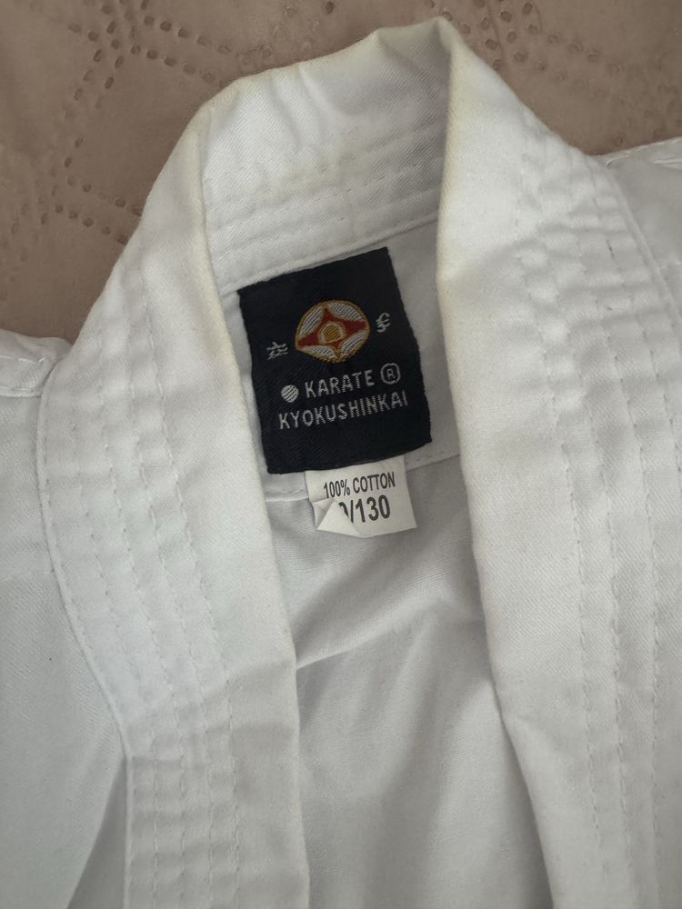 Продам костюм для карэтэ