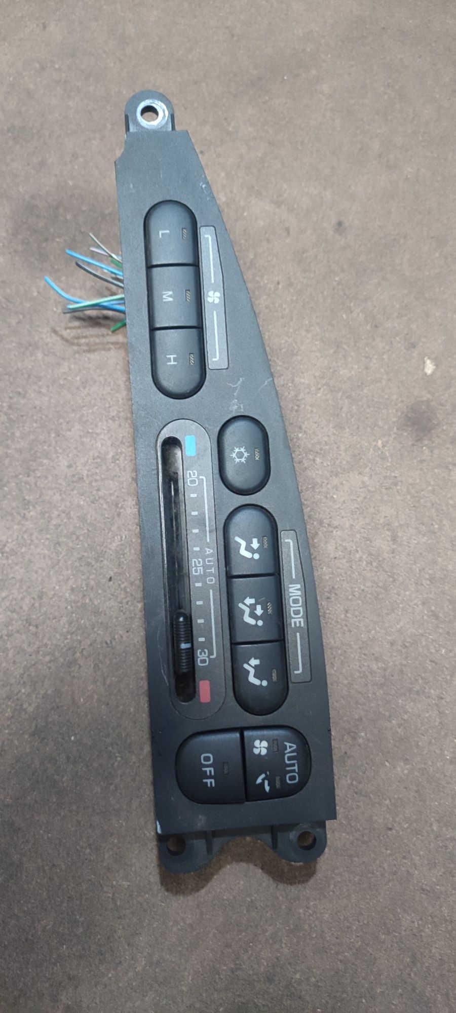 Климат контроль Mitsubishi Delica булка