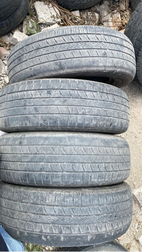 Автошина на 16. 215/70  4 шт в нал