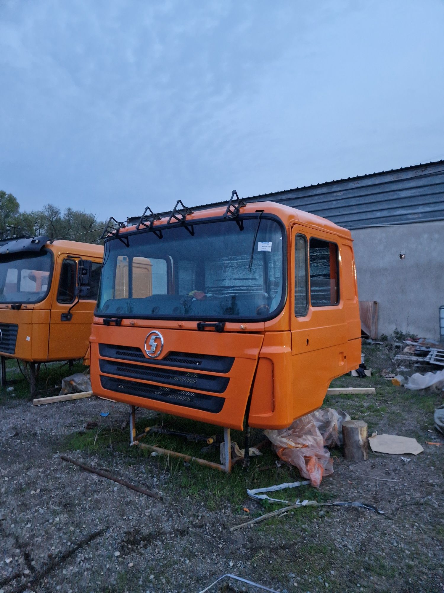 Кабина Шахман F2000, F3000