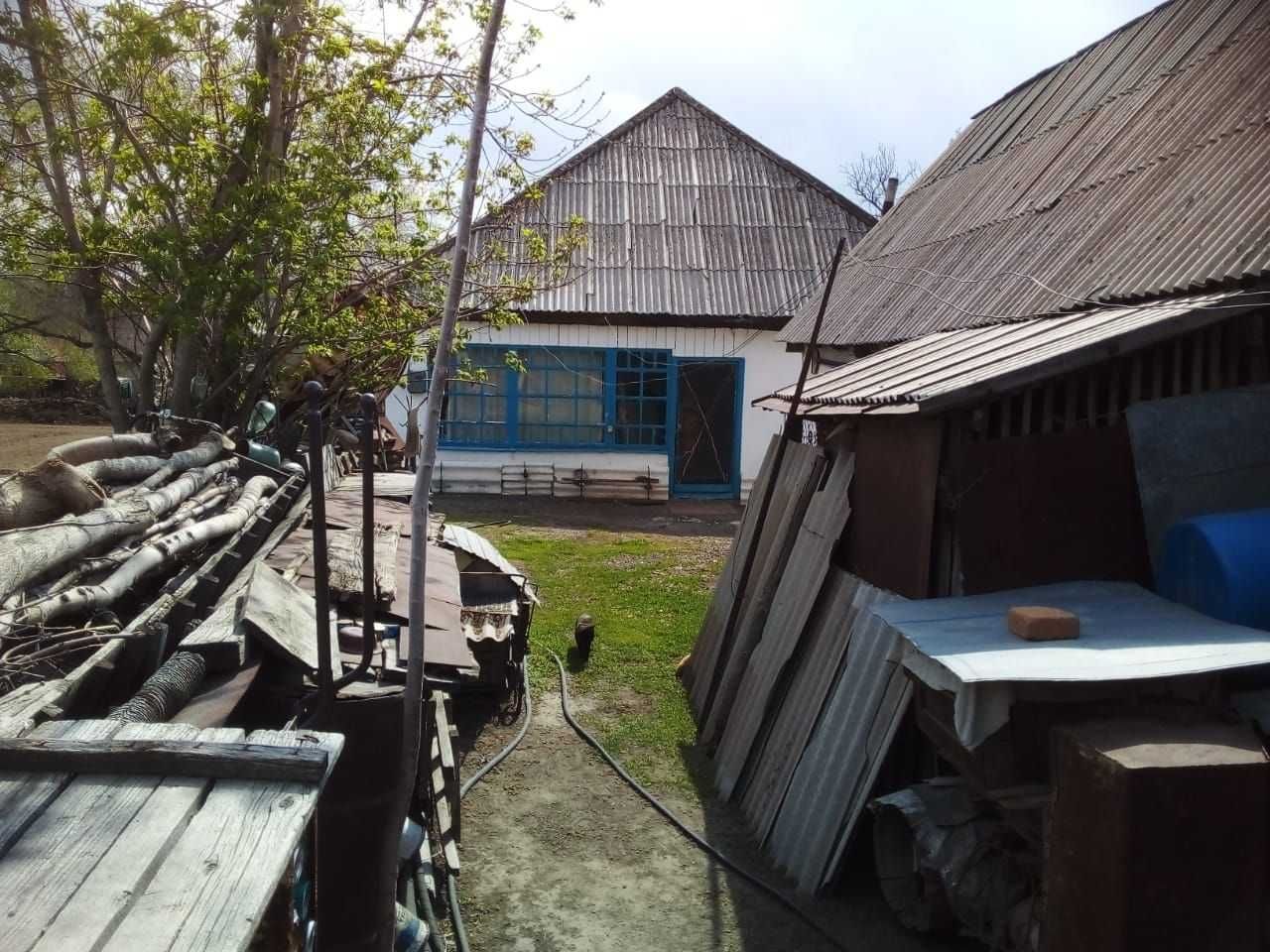 Продаётся большой Дом в Урджаре