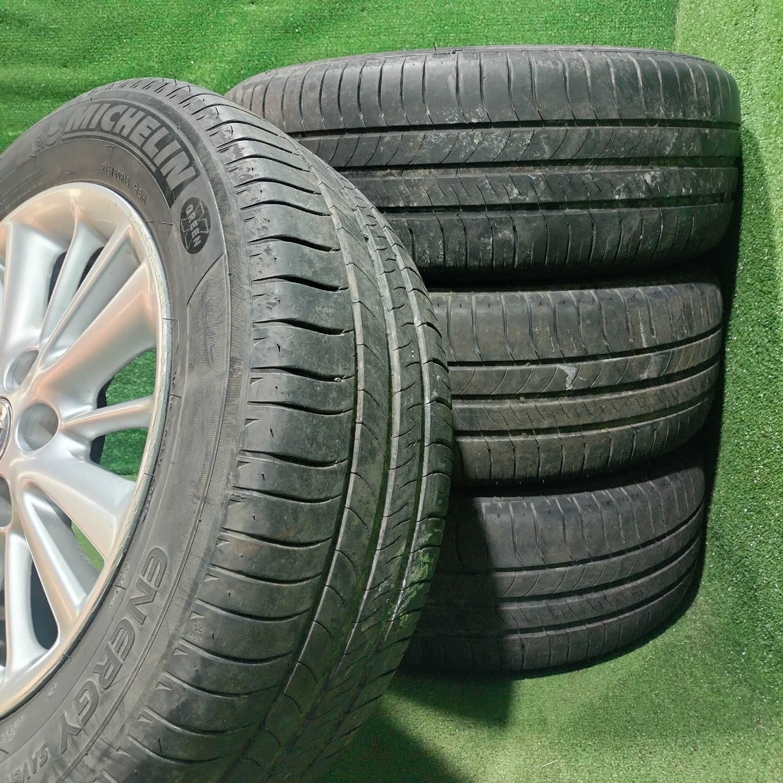 Продам Диски с шинами Michelin 215/60 R16 PSD 5/114,3 Toyota Crown