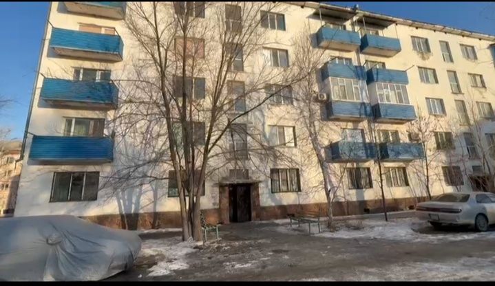 Сдам  1-комнатную квартиру длительныйсрок Ул. Спартака 32.Кв-8