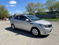 Продам Kia Rio в идеальном  состоянии