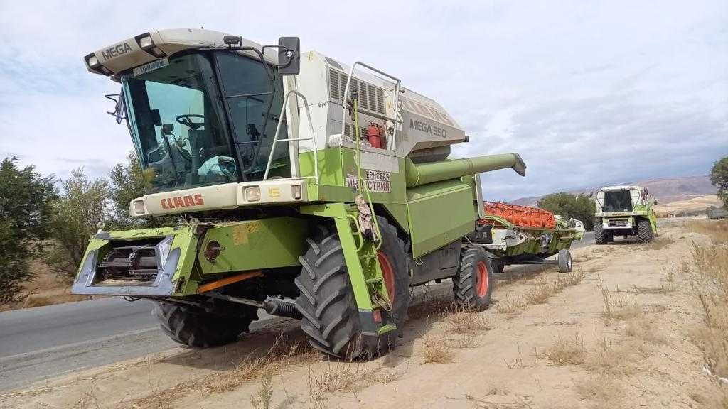 Комбайн Class Mega 350
