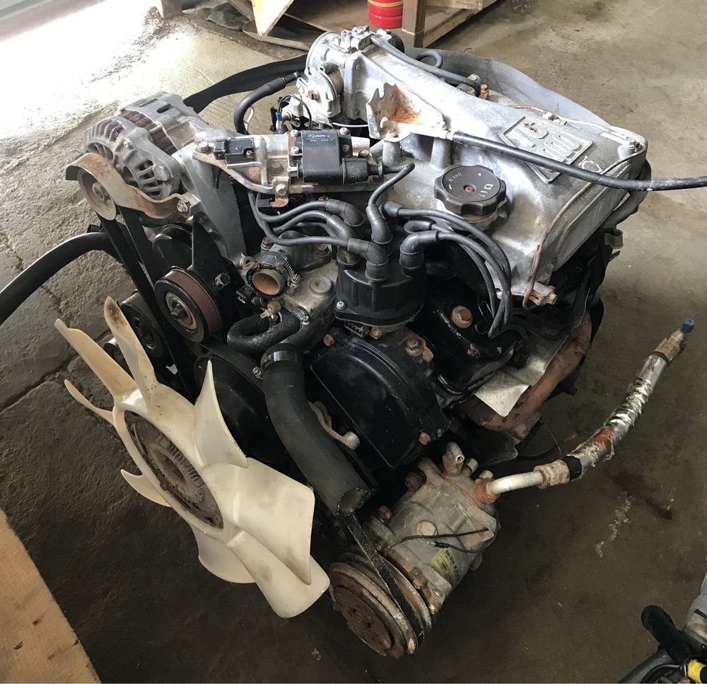 Mitsubishi Pajero 6G72 3л Двигатель