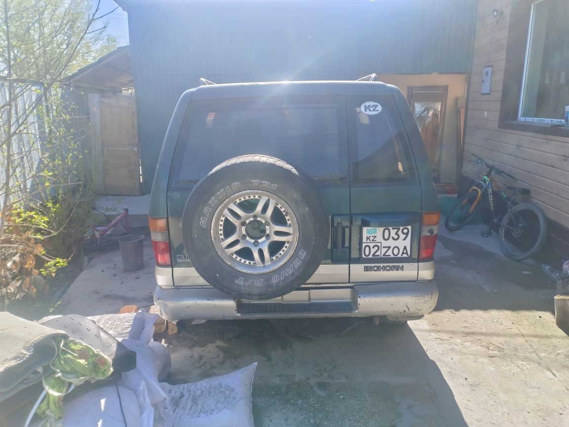 Срочно продам ISUZU Bighorn 1995 г.