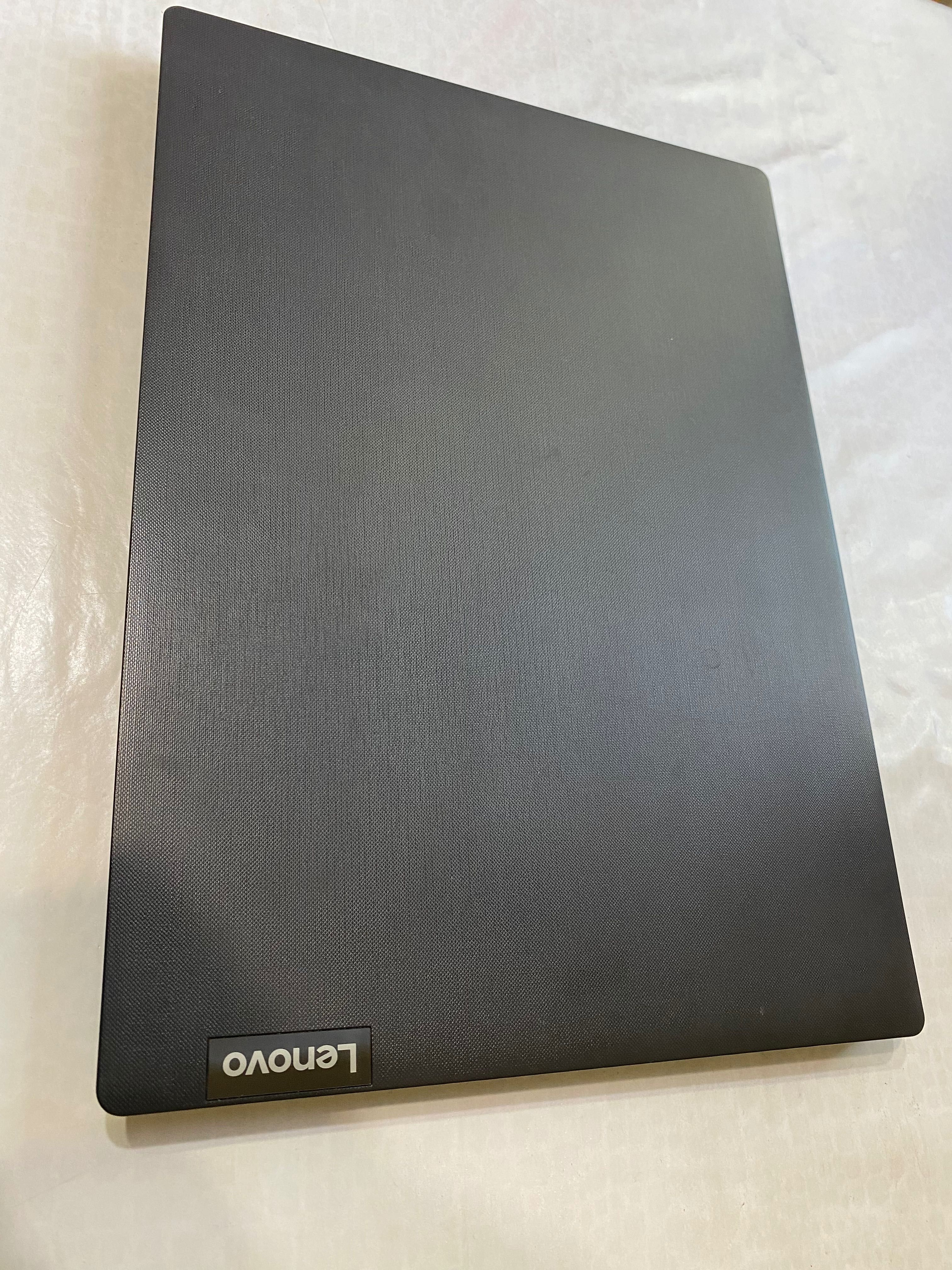Ноутбук Lenovo V14-ADA