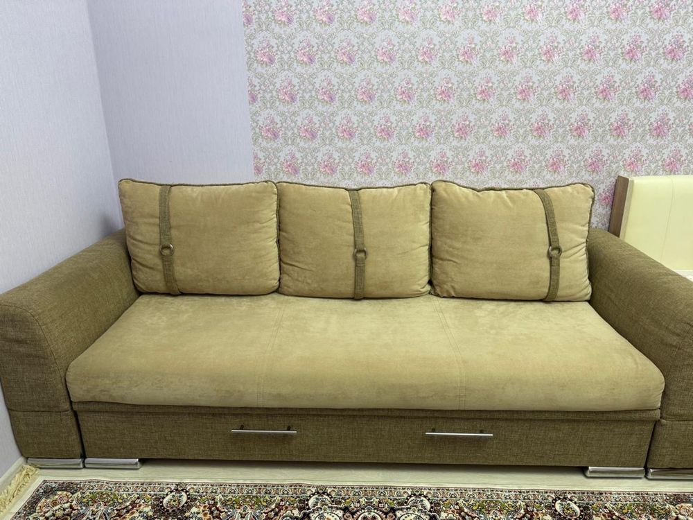 Диван 2,40*0,95 жақсы күйде