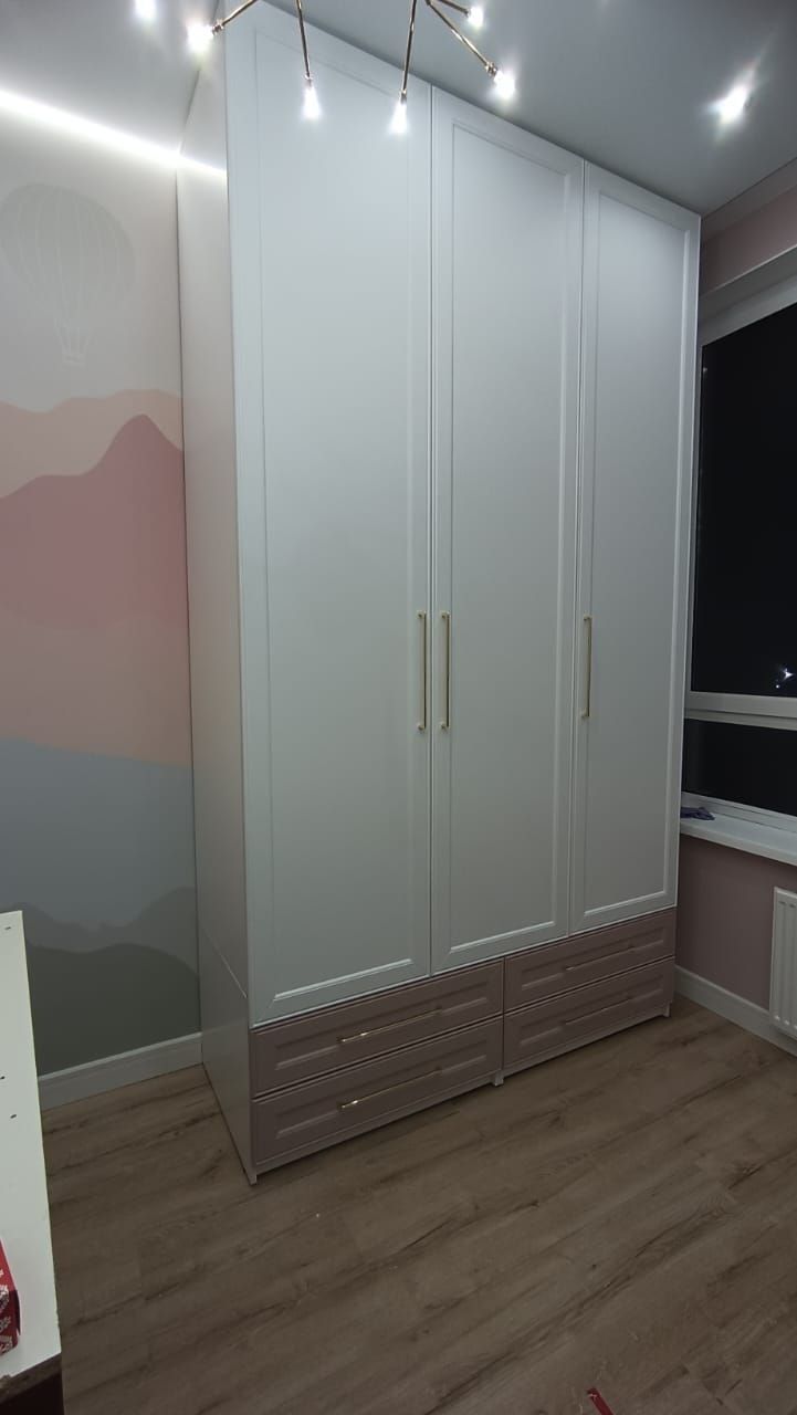 Шкаф в прихожую под заказ. СКИДКИ!