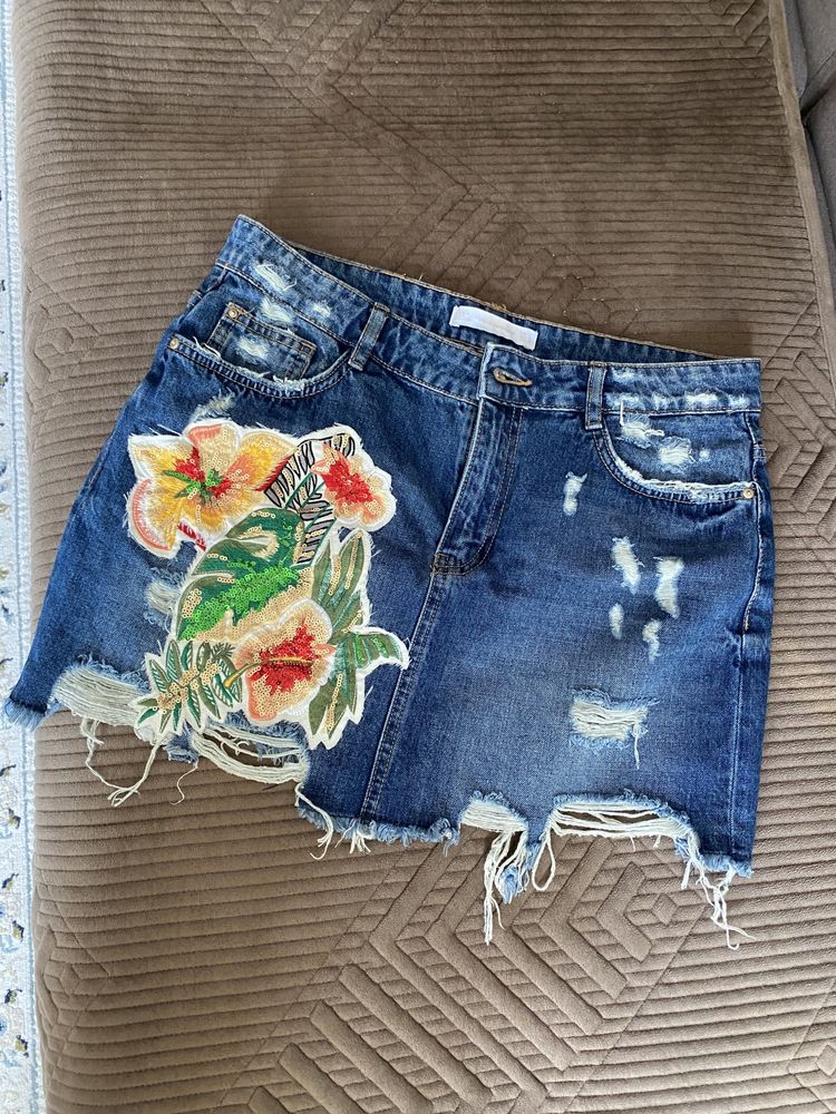 Продам классную мини юбку Zara