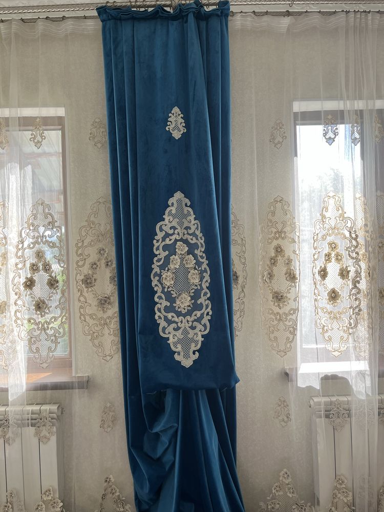 Продам шторы для зала