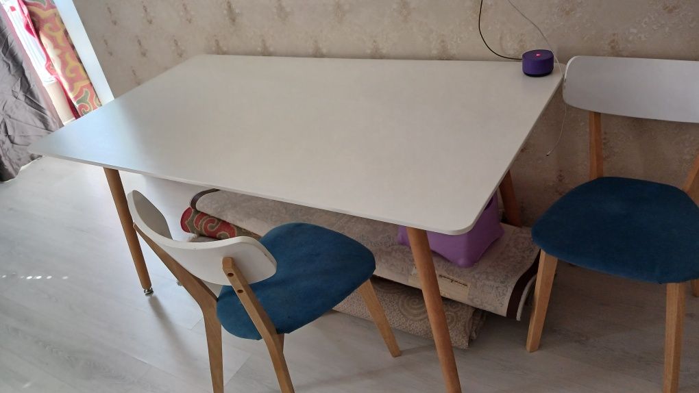 Продам Стол ikea