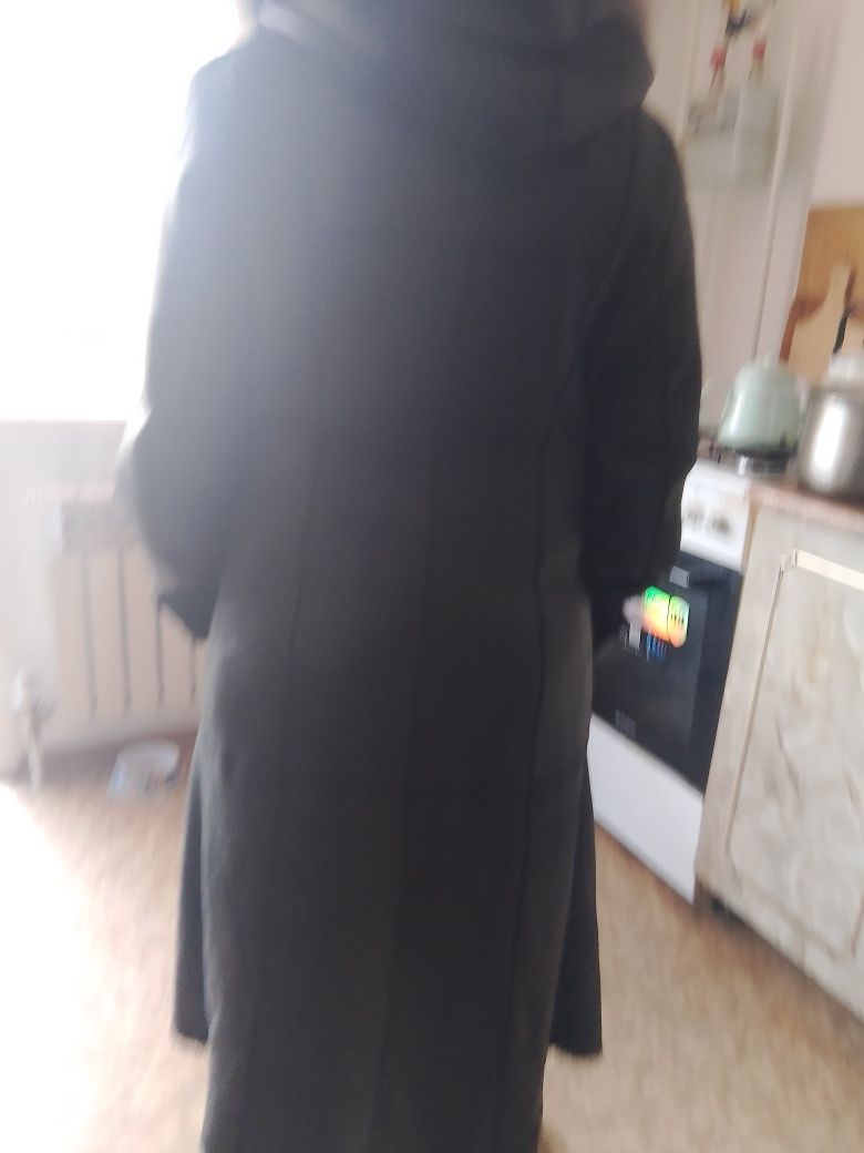 Продаю 2 дубленки