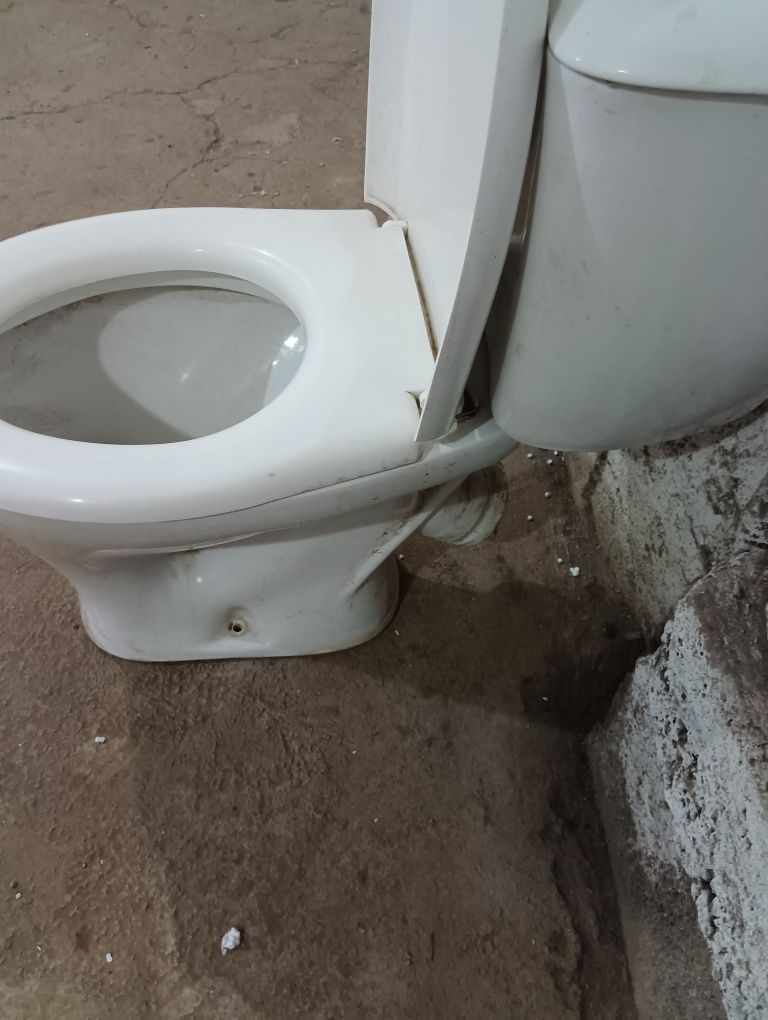 Продам унитаз б/у