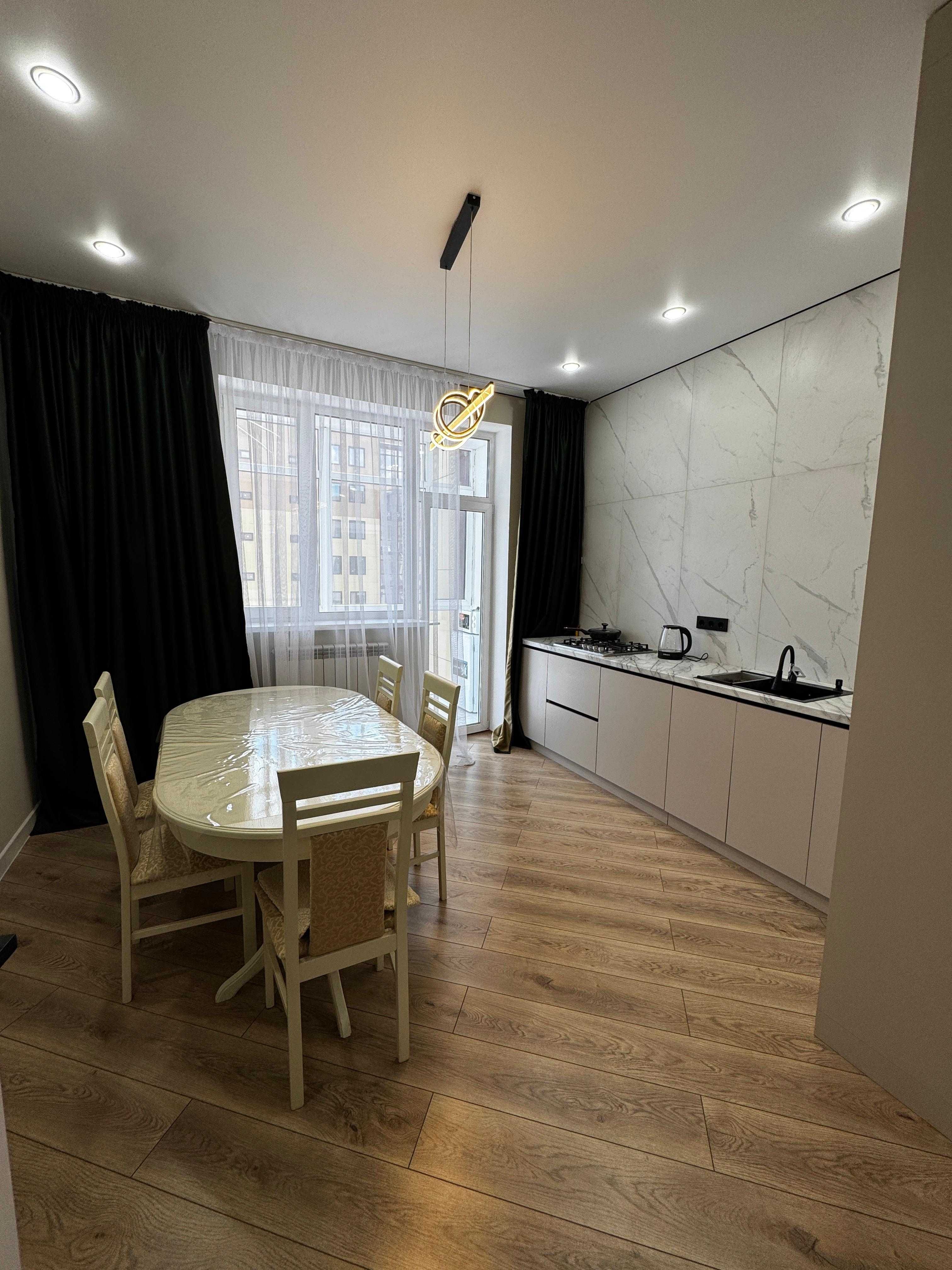 Продается 2 комнатная квартира , район дет-сад