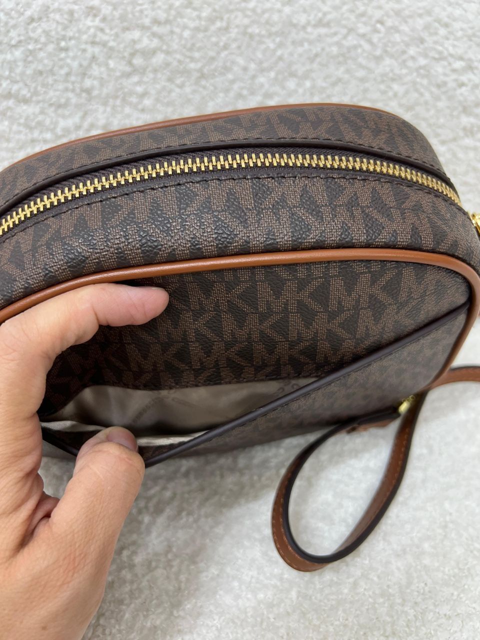Сумка Michael Kors в фирменной подарочной коробке