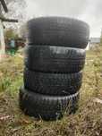 Зимние пакрышки размера 205/60/R16
