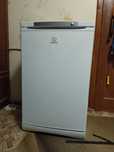 Продам морозильную камеру INDESIT в отличном состоянии