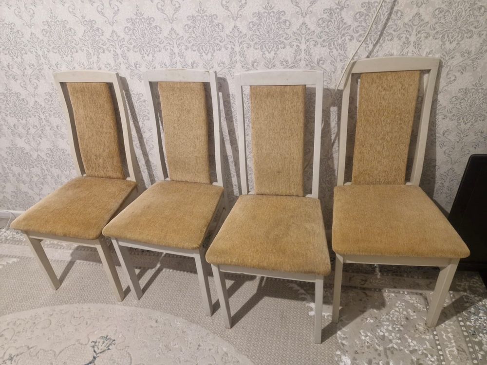 Продам Стол 40000