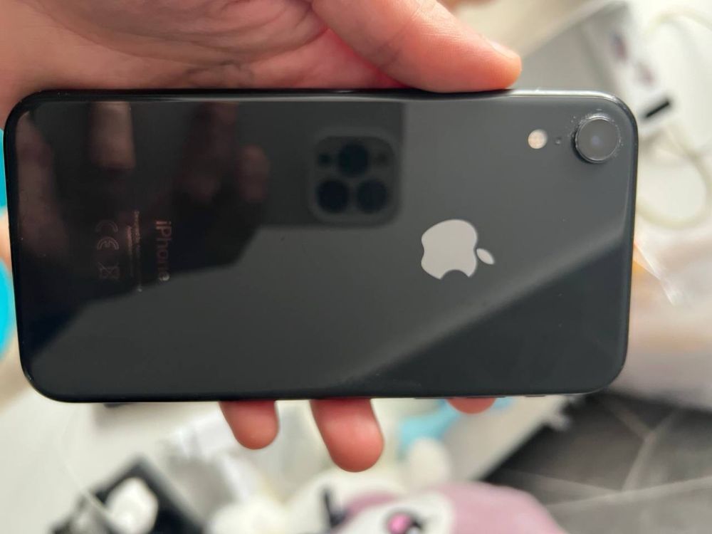 Iphone xr 64/82%