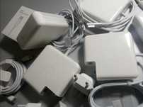 на MacBook 45W - зарядка, блок питания