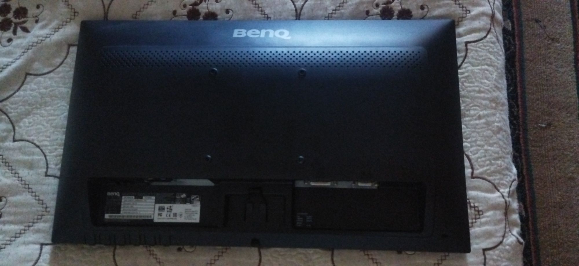 Монитор BENQ 50/60Hz