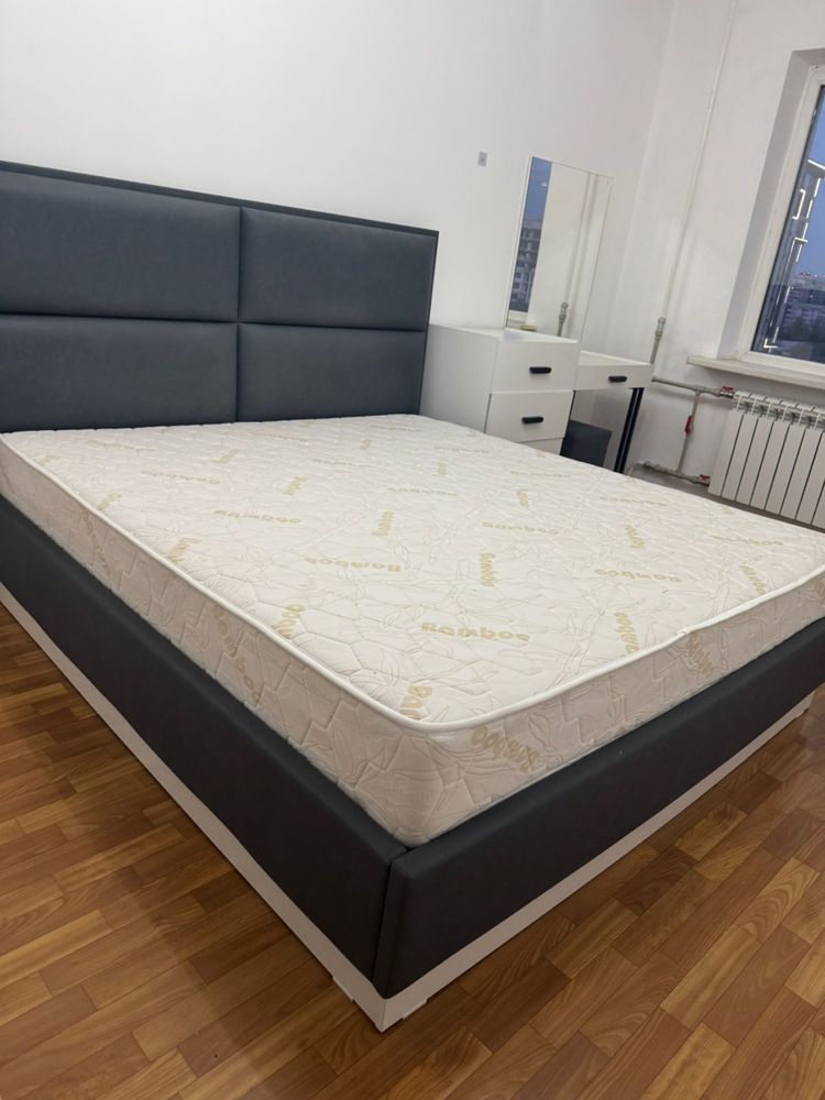 Срочно продается спальный гарнитур