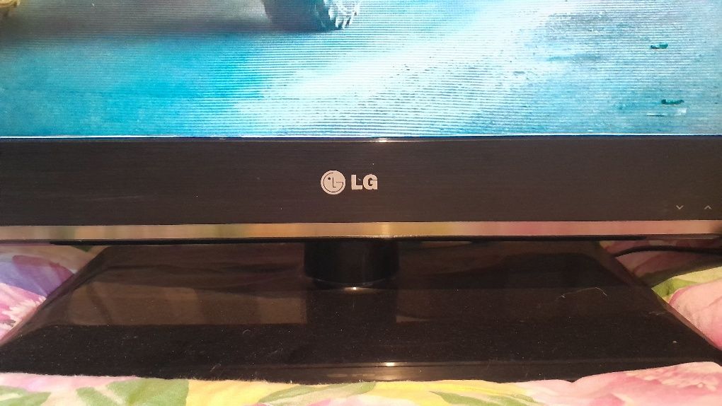 Телевизор Ж.К. LG
