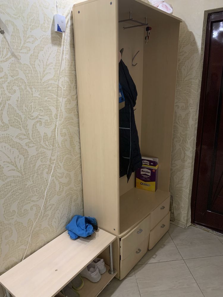 Прихожый сатылады