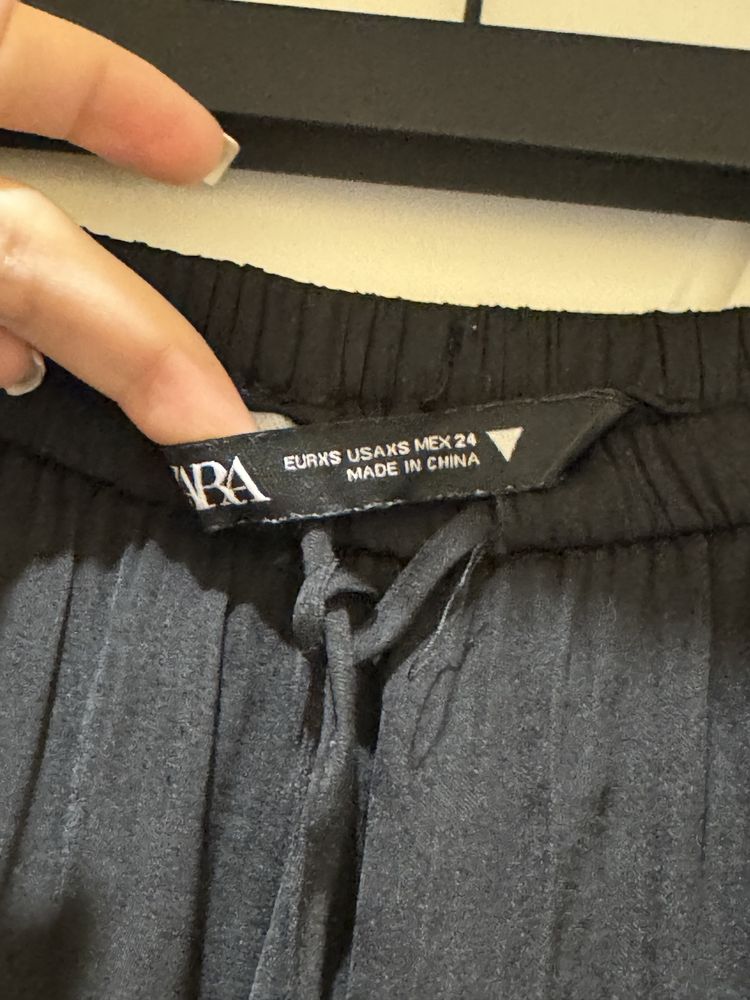 Zara шелковые брюки