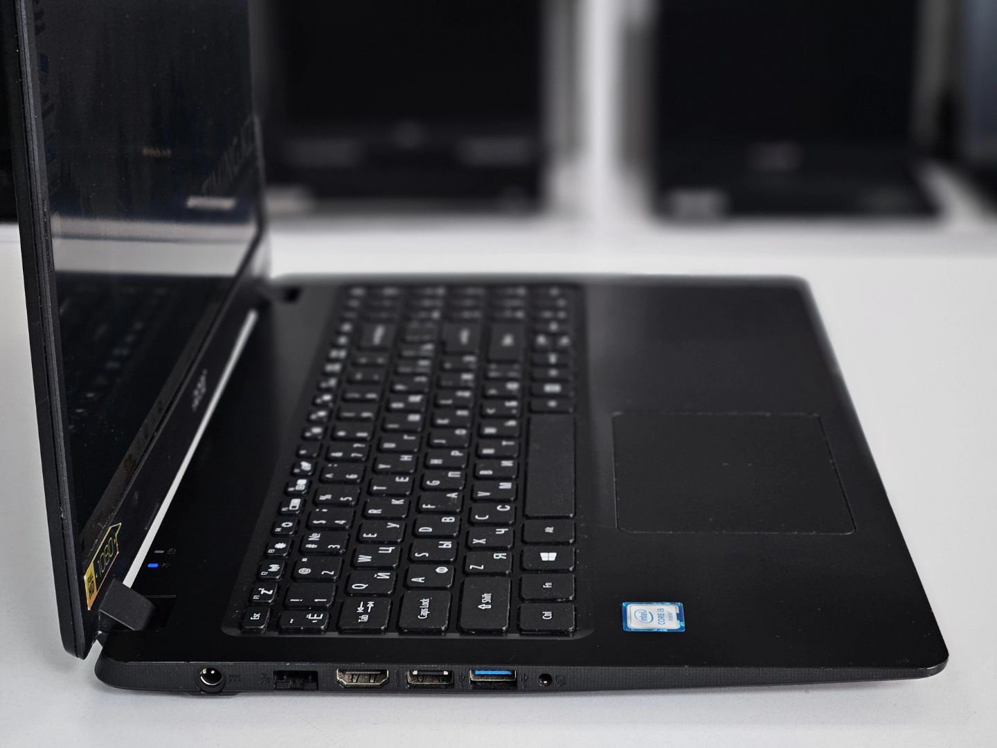 Офисный Ноутбук Acer Extensa 15 - Core i5-6300H/8GB/256GB