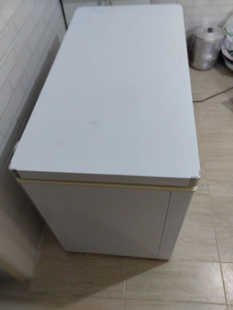 Продается морозилка в отличном состоянии.