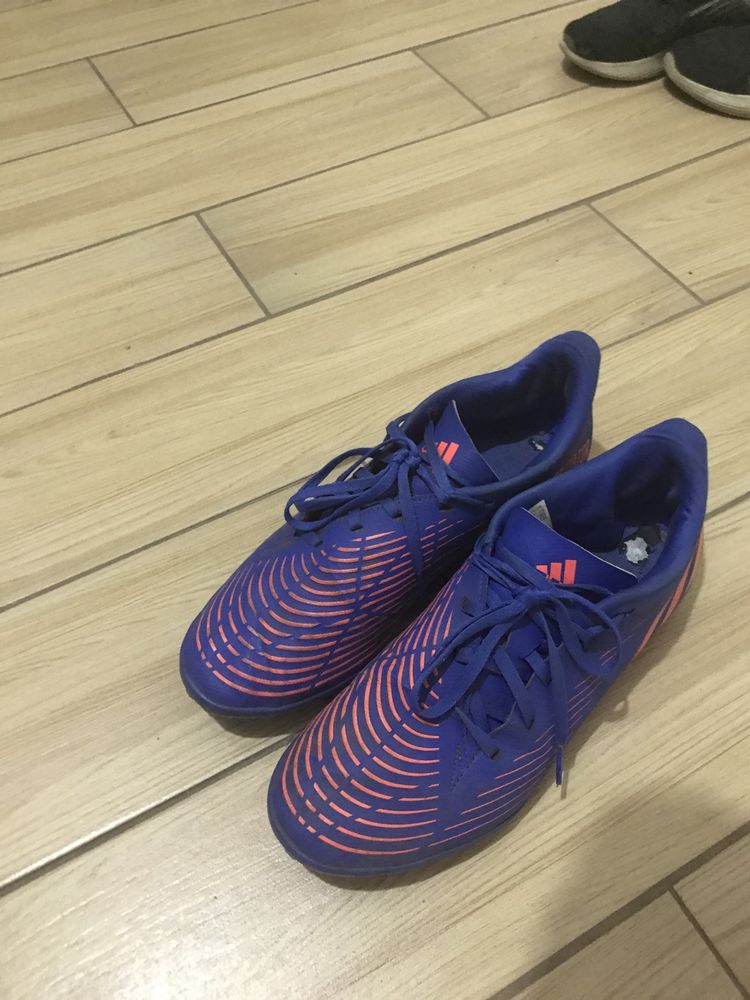 Сороконожки Adidas edge 4