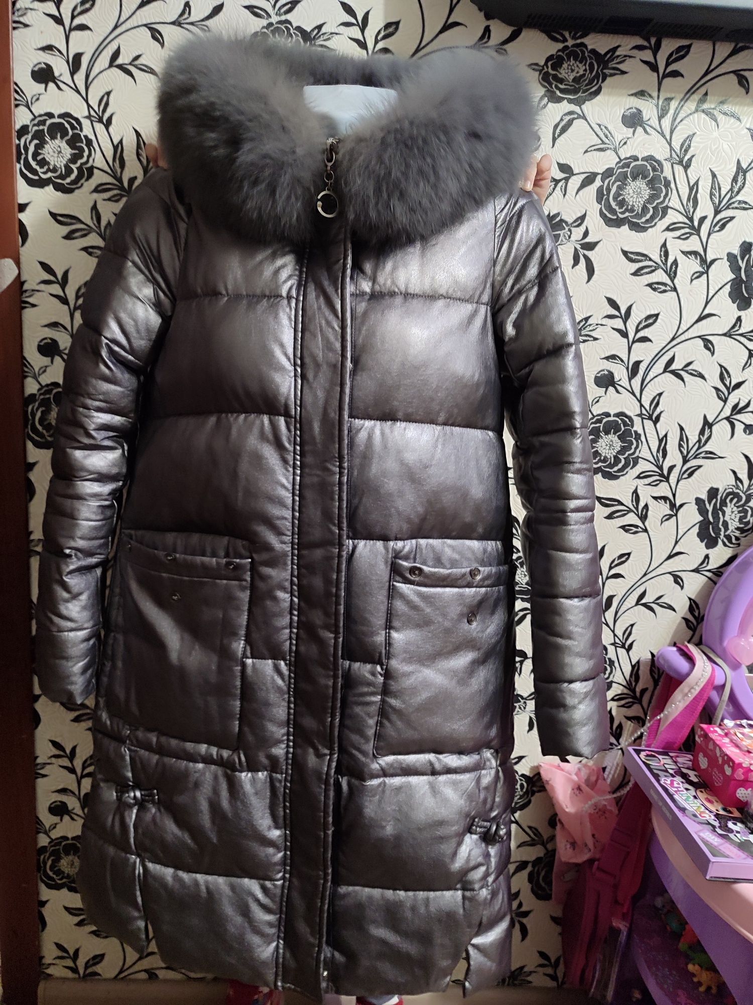 Продается кожзам 5000