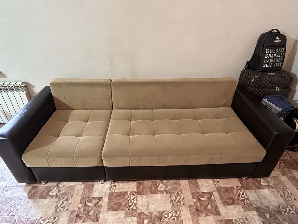 Продам диван в хорошем состояние