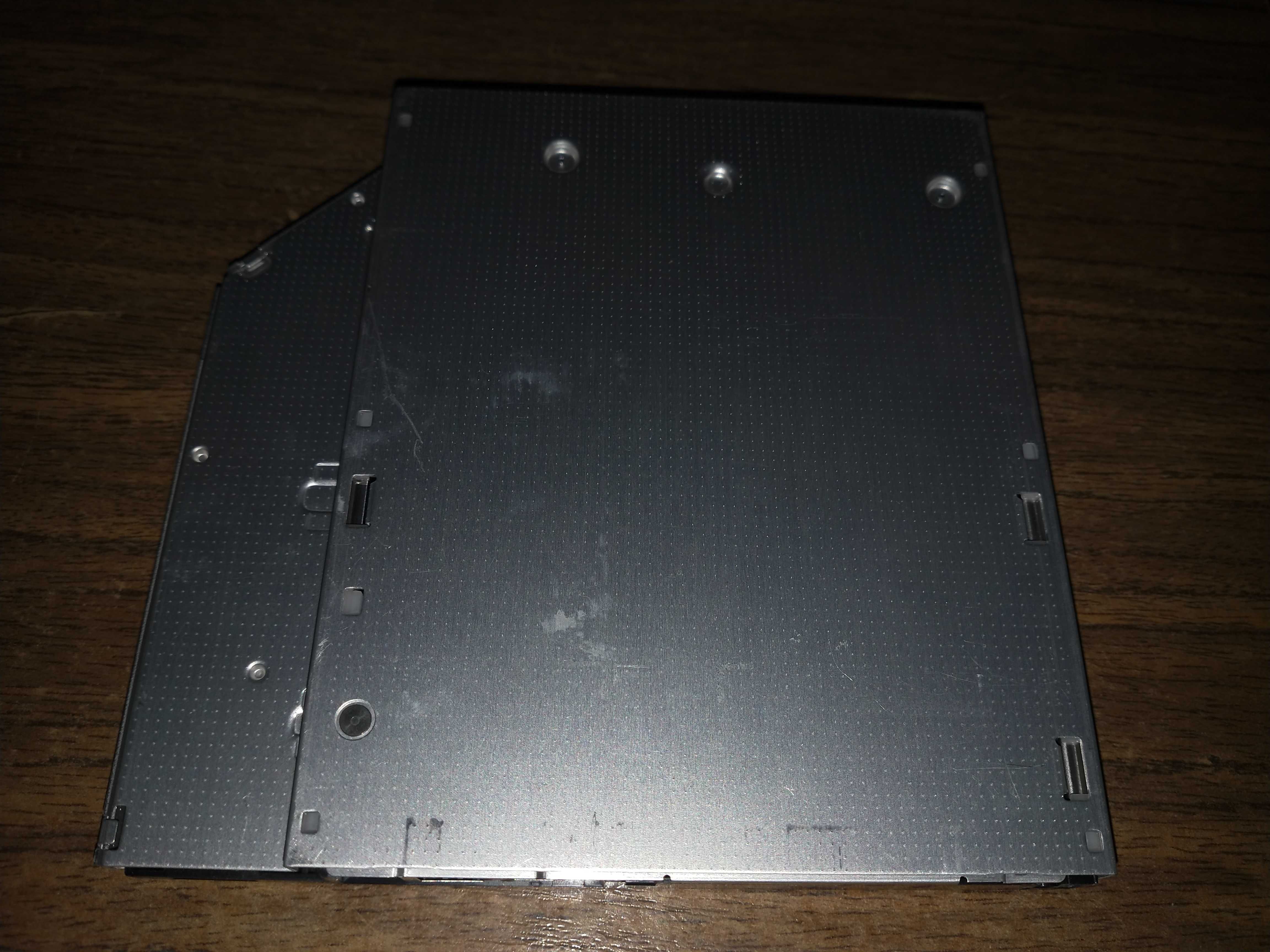 Тонкий внутренний привод для ноутбука . DVD±RW Lite-On (DS-8A8SH20С)