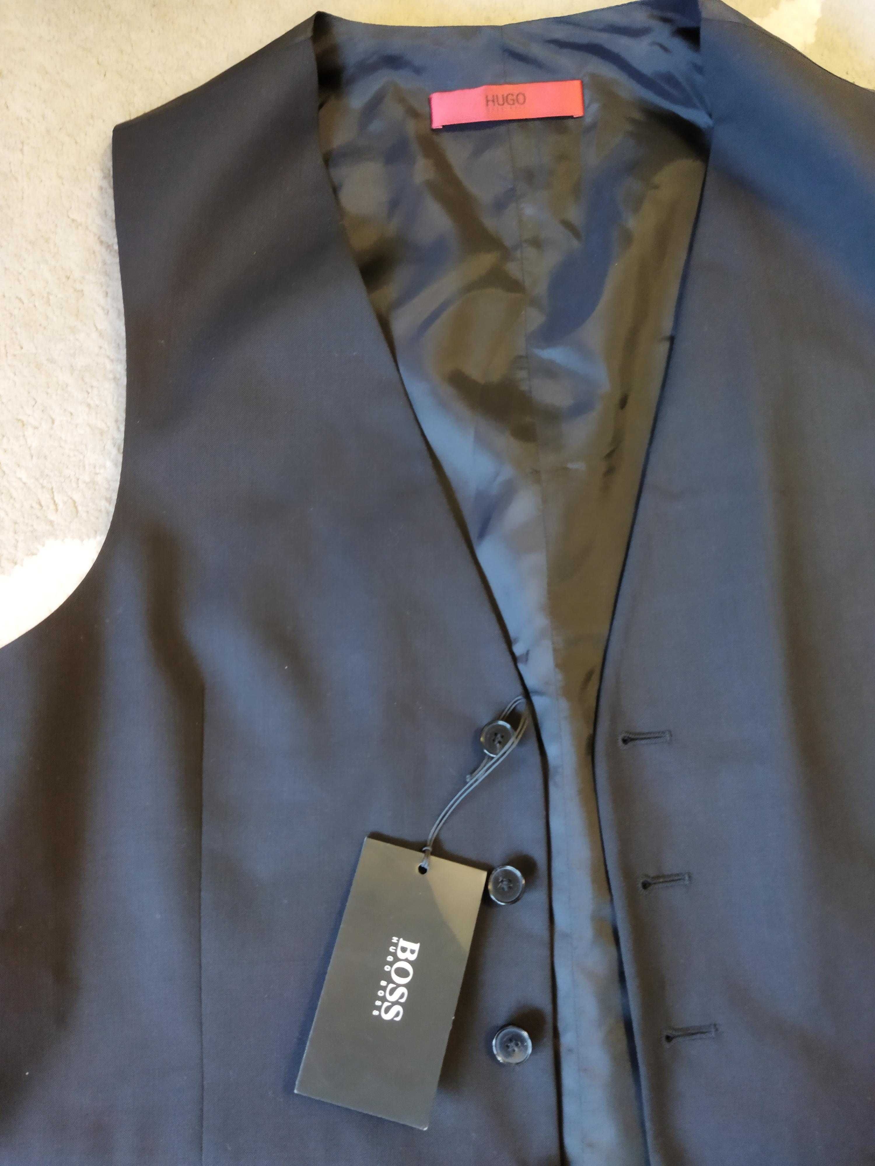 Жилет мужской Hugo Boss (Германия),шерсть,оригинал,новый,р-р 46