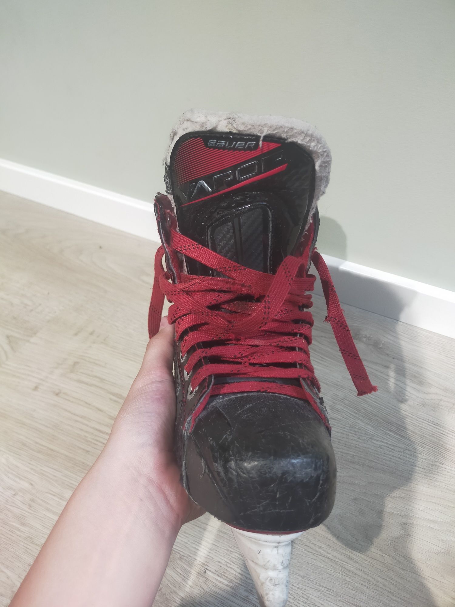 «Коньки Bauer Vapor X2.7 — залетай на лёд как профи! »