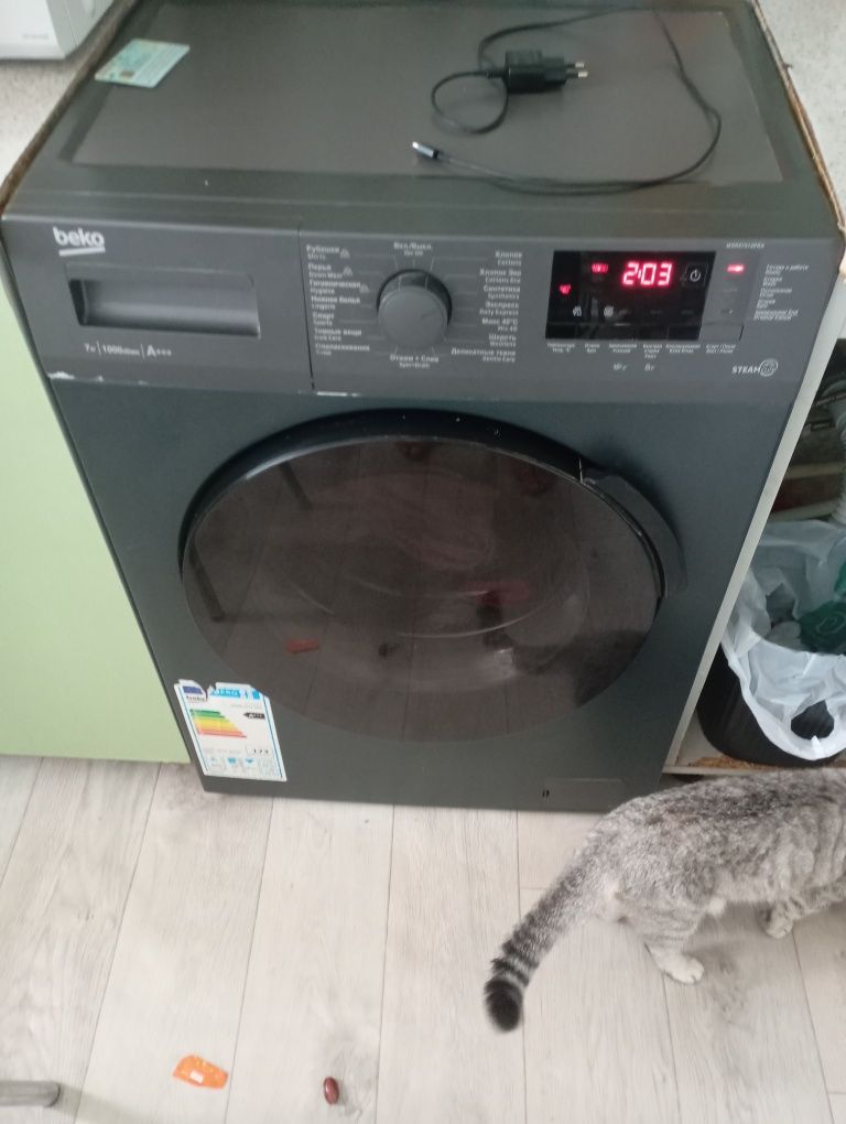 Продам стиральную машинку
