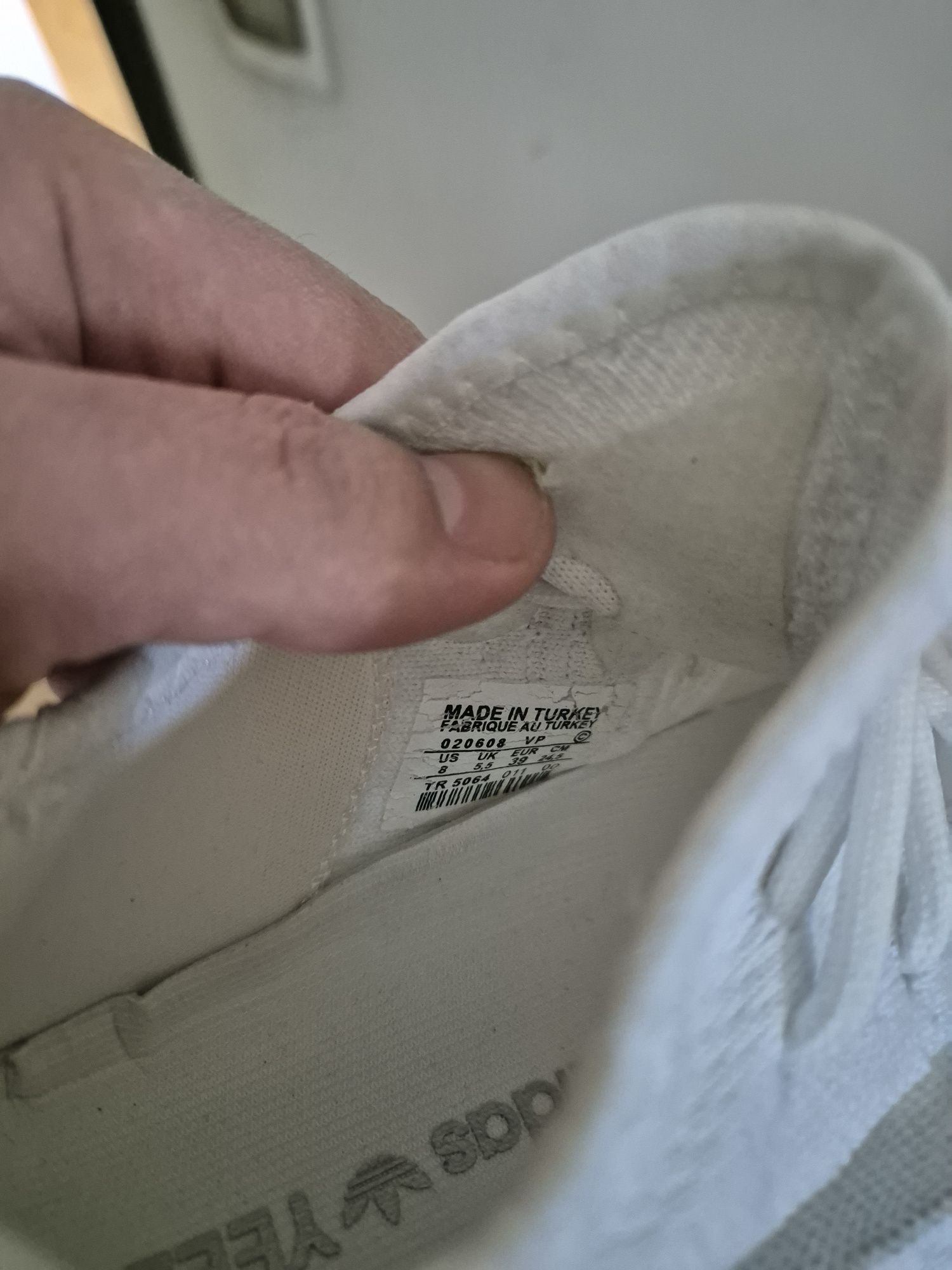 Кроссовки адидас Изи буст adidas Yeezy boost