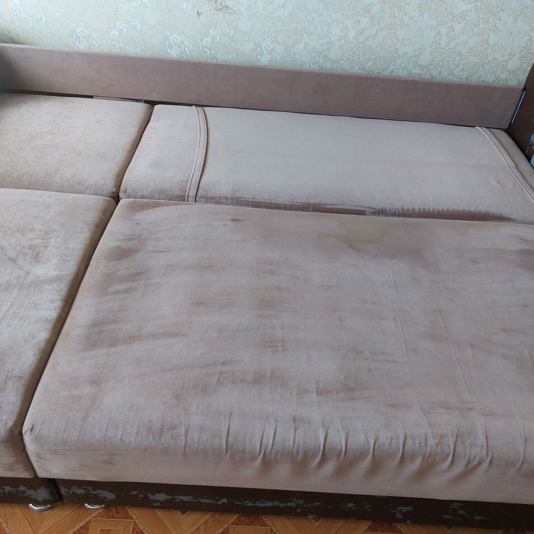 Диван в хорошем состочнии