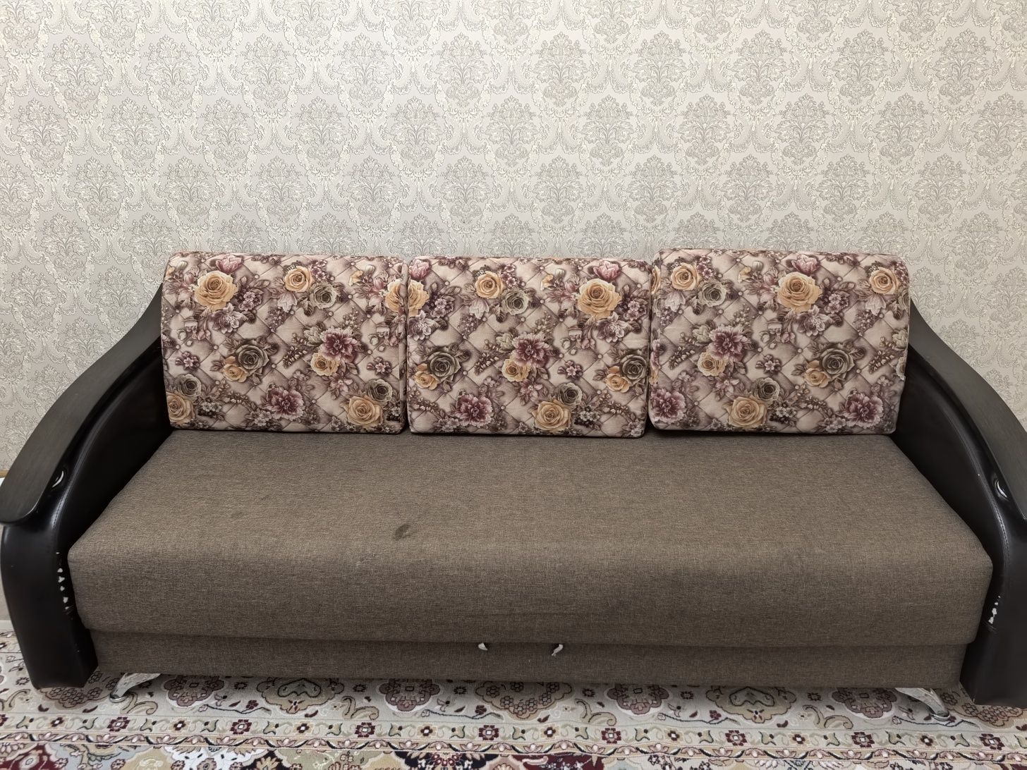 Продаётся диван раскладной