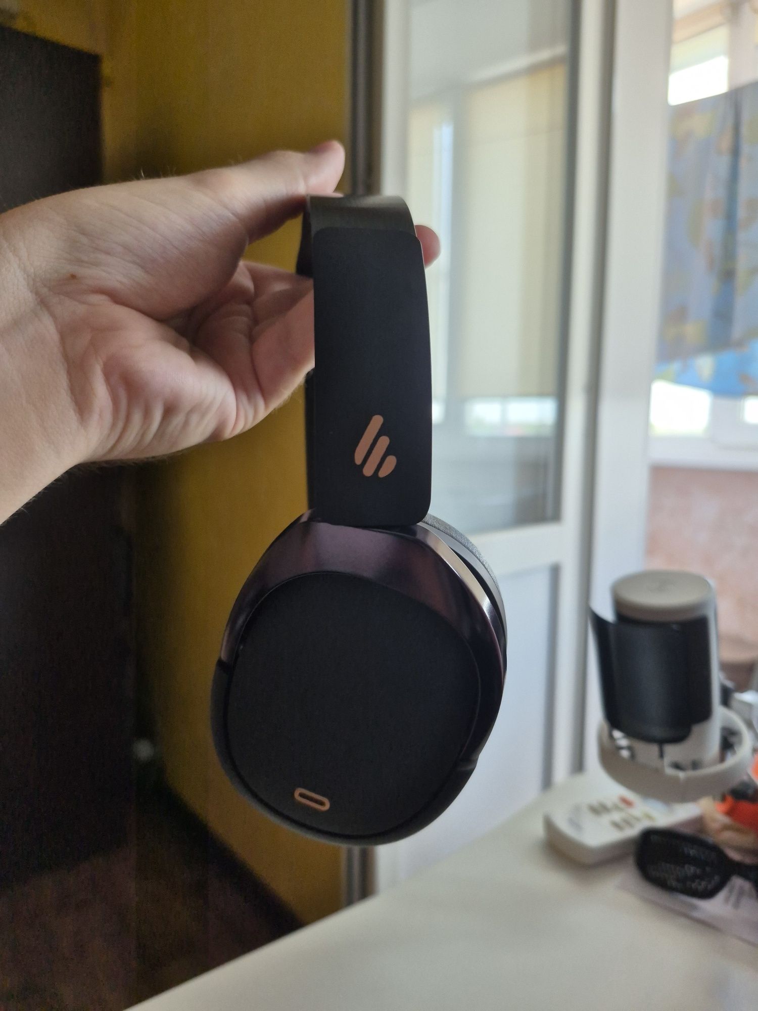Наушники Bluetooth Edifier WH950NB