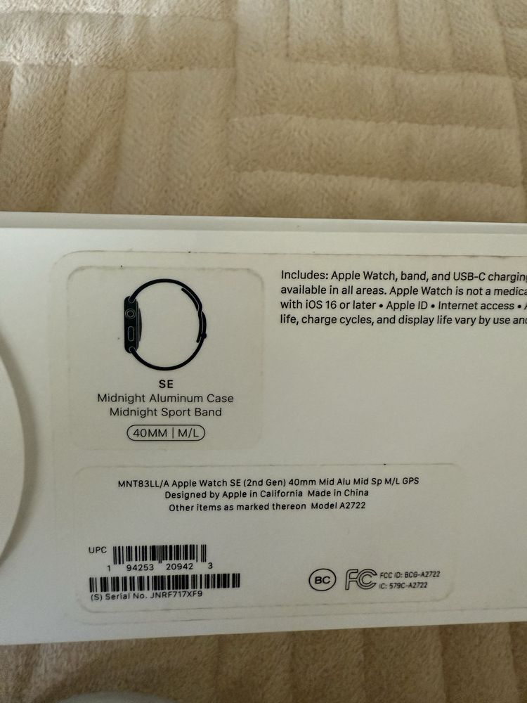 Apple Watch SE 2 (40 мм, GPS, Midnight Aluminium)