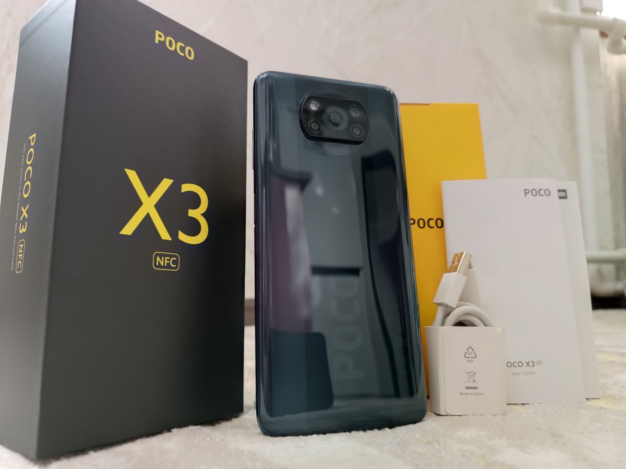 Xiaomi POCO X3 NFC в отличном состоянии.